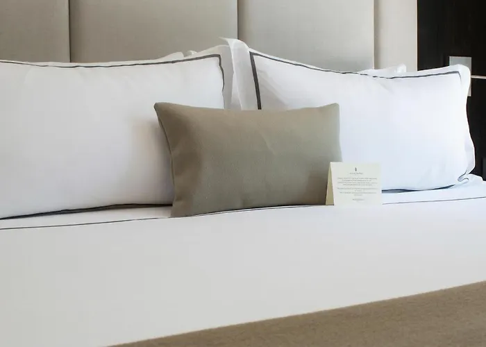 Hippodrome (adults Only) Hotel